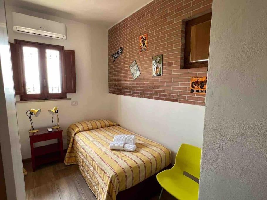 Kamyhouse Una Tranquilla Struttura Nel Verde Villa Nápoles Exterior foto