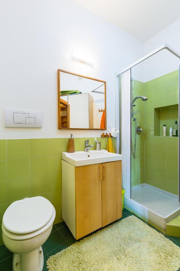 Kamyhouse Una Tranquilla Struttura Nel Verde Villa Nápoles Exterior foto