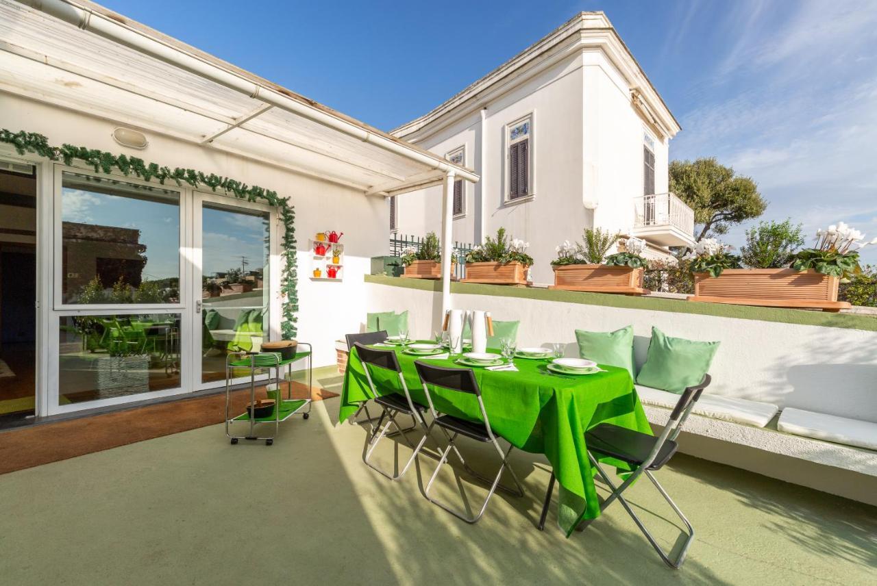 Kamyhouse Una Tranquilla Struttura Nel Verde Villa Nápoles Exterior foto