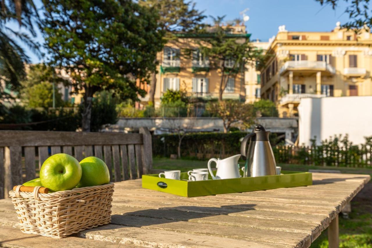 Kamyhouse Una Tranquilla Struttura Nel Verde Villa Nápoles Exterior foto